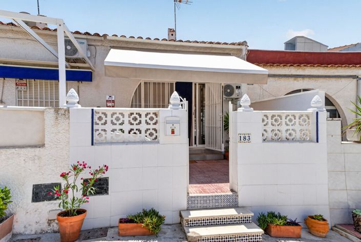 Image No.2-Propriété de 1 chambre à vendre à Torrevieja