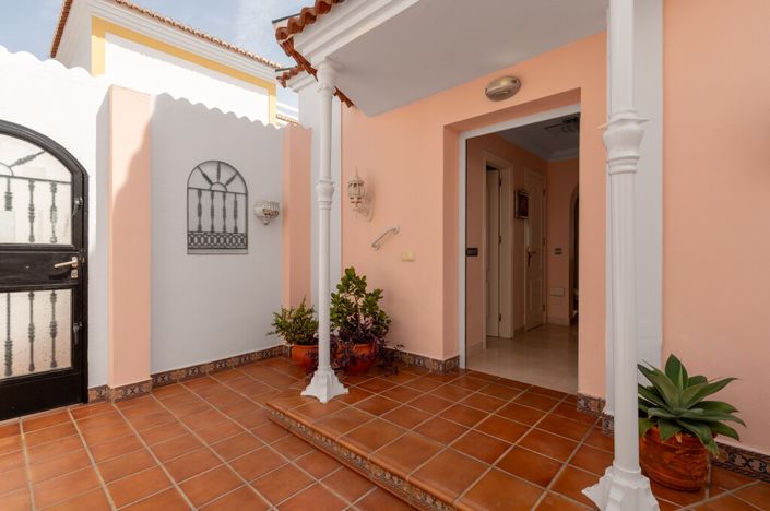 Image No.22-5 Bed Villa for sale