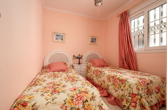Image No.23-5 Bed Villa for sale