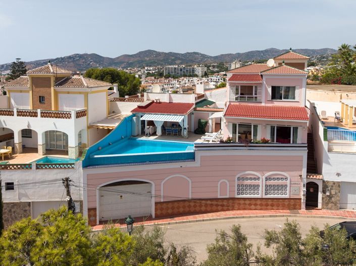 Image No.30-5 Bed Villa for sale