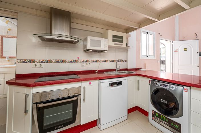 Image No.45-5 Bed Villa for sale