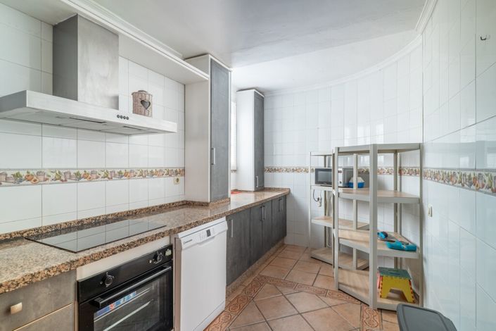 Image No.2-3 Bed Townhouse for sale