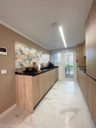 Image No.11-2 Bed Property for sale
