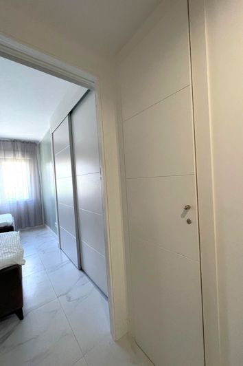 Image No.16-2 Bed Property for sale