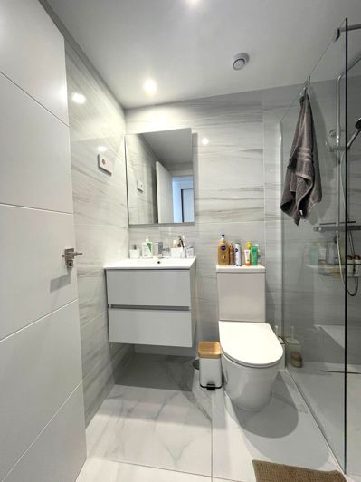 Image No.23-2 Bed Property for sale
