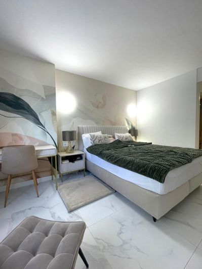 Image No.30-2 Bed Property for sale