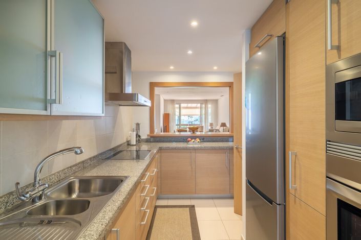 Image No.19-2 Bed Property for sale