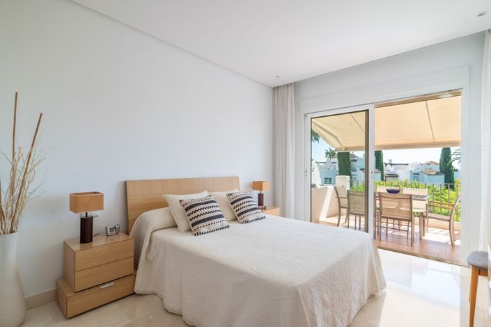 Image No.22-2 Bed Property for sale