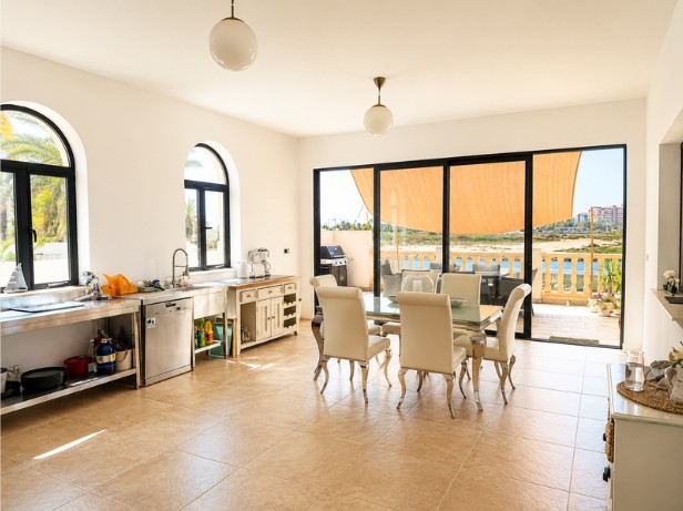 Image No.26-6 Bed Villa for sale
