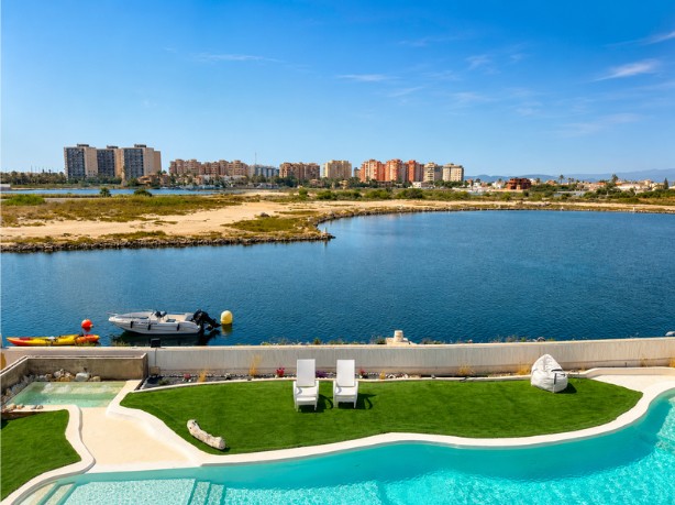 Image No.5-6 Bed Villa for sale