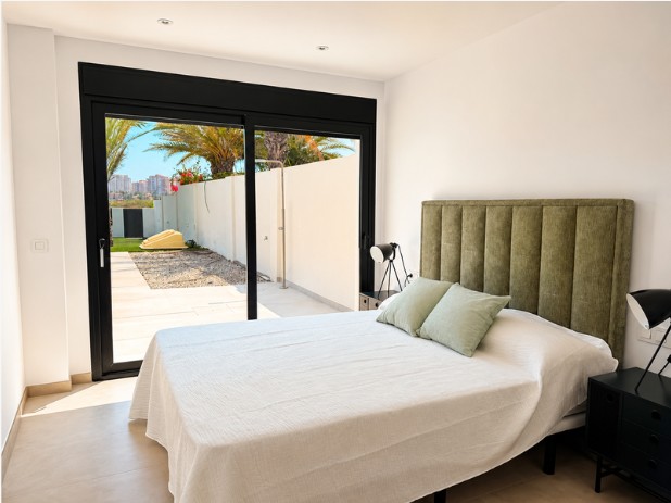 Image No.16-5 Bed Villa for sale