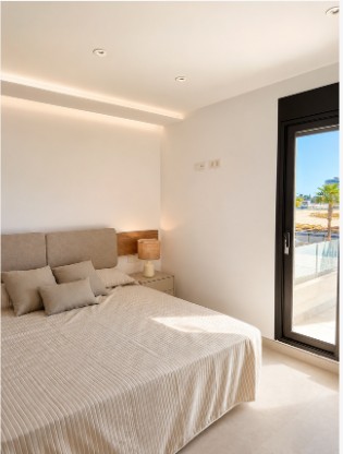 Image No.19-5 Bed Villa for sale