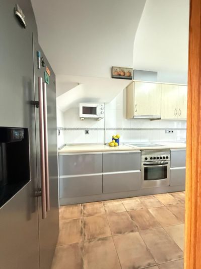 Image No.11-4 Bed Semi-Detached for sale