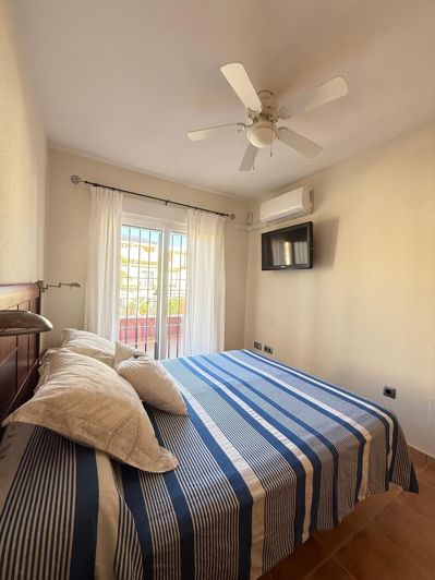 Image No.23-4 Bed Semi-Detached for sale