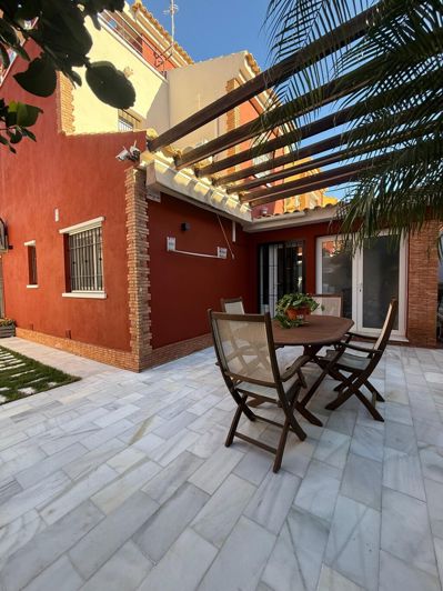 Image No.6-4 Bed Semi-Detached for sale