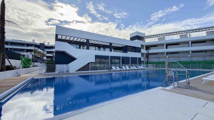 Image No.30-2 Bed Property for sale