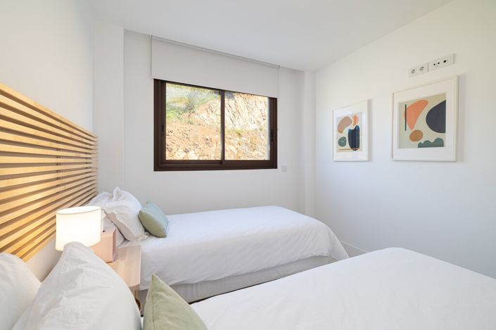 Image No.14-3 Bed Apartment for sale
