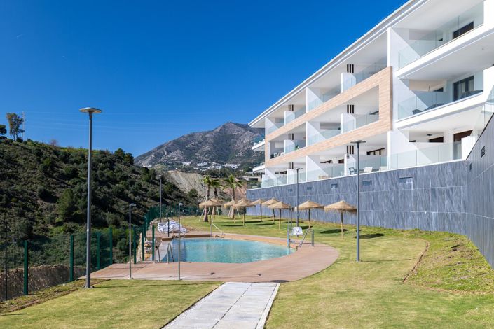 Image No.21-3 Bed Apartment for sale