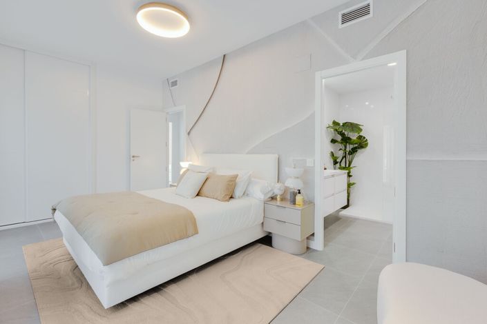 Image No.7-3 Bed Apartment for sale