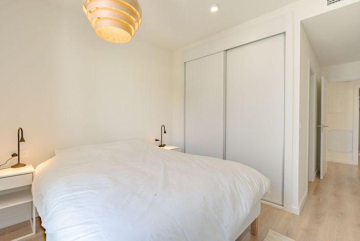 Image No.11-3 Bed Apartment for sale