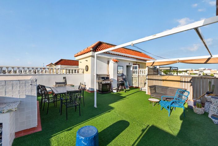 Image No.21-2 Bed Property for sale
