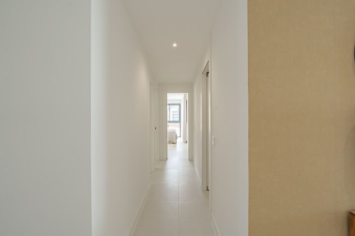 Image No.25-3 Bed Apartment for sale