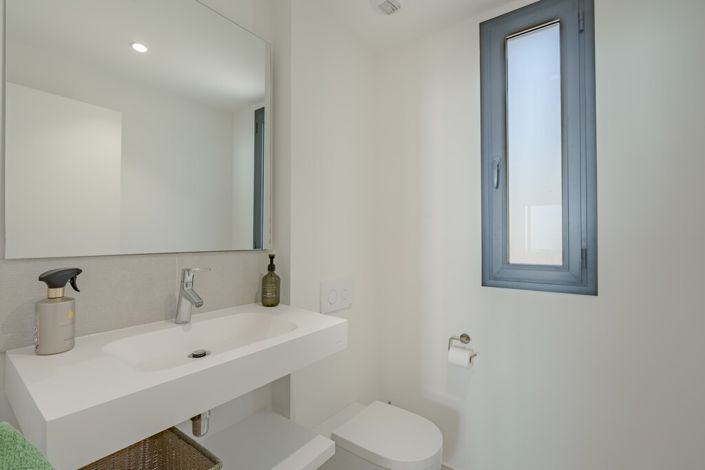 Image No.26-3 Bed Apartment for sale