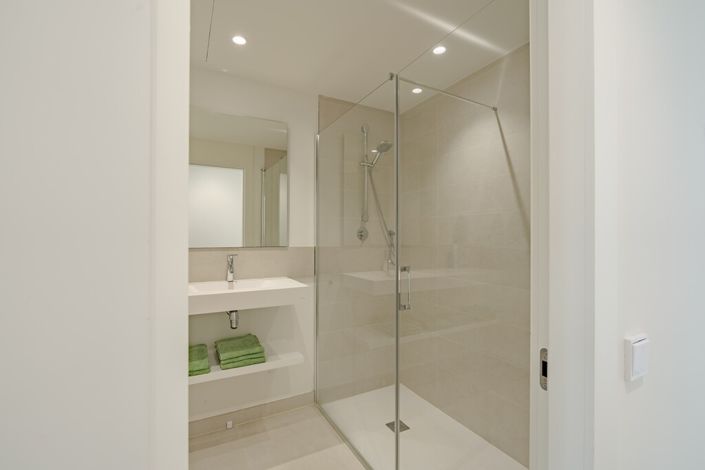 Image No.29-3 Bed Apartment for sale