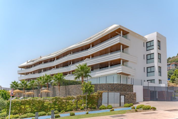 Image No.3-3 Bed Apartment for sale