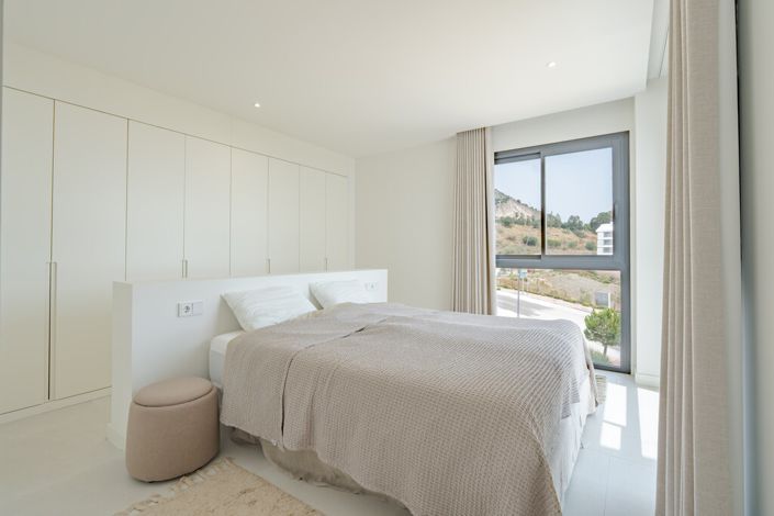 Image No.31-3 Bed Apartment for sale
