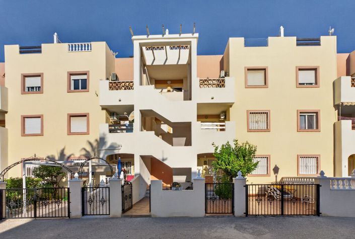 Image No.27-2 Bed Property for sale