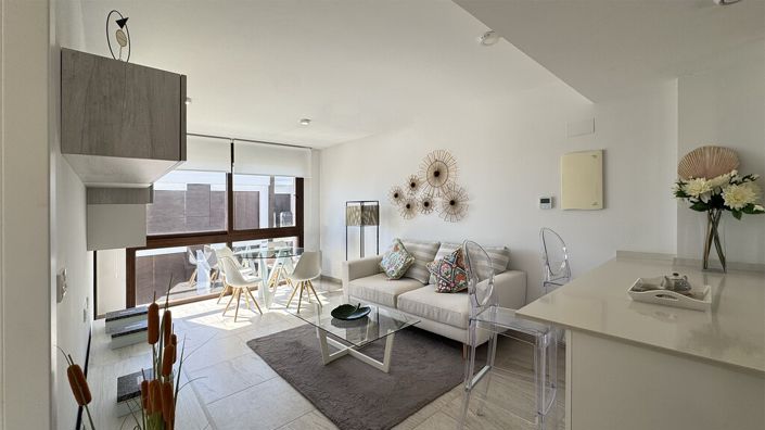 Image No.5-2 Bed Property for sale