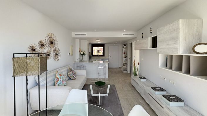 Image No.6-2 Bed Property for sale