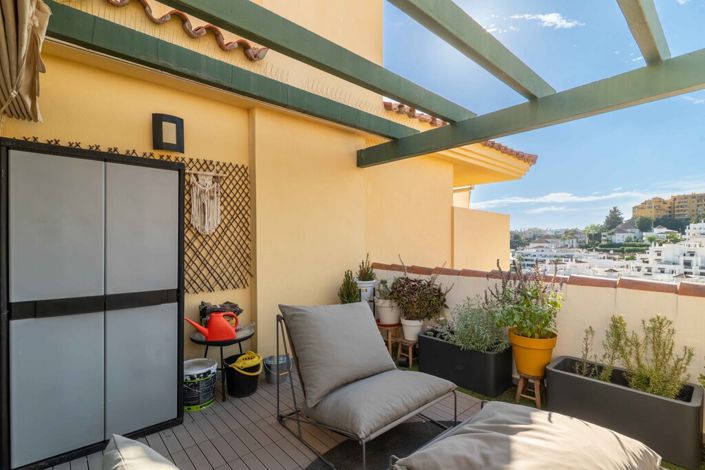 Image No.22-3 Bed Property for sale