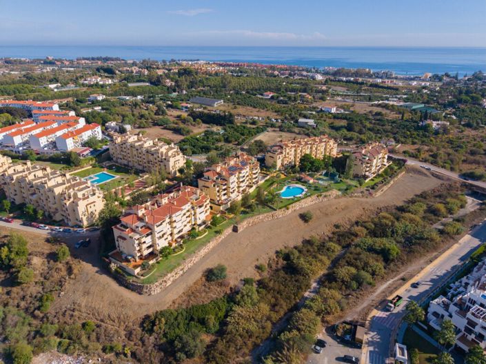 Image No.32-3 Bed Property for sale