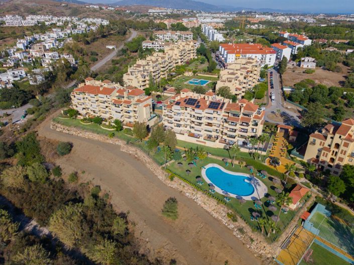 Image No.33-3 Bed Property for sale