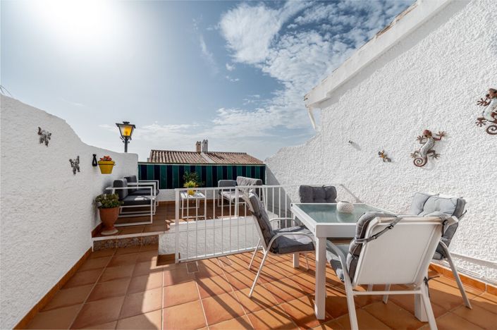 Image No.5-2 Bed Apartment for sale