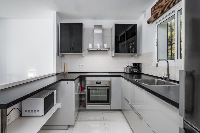 Image No.9-4 Bed Townhouse for sale