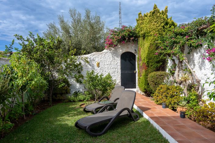Image No.26-2 Bed Townhouse for sale