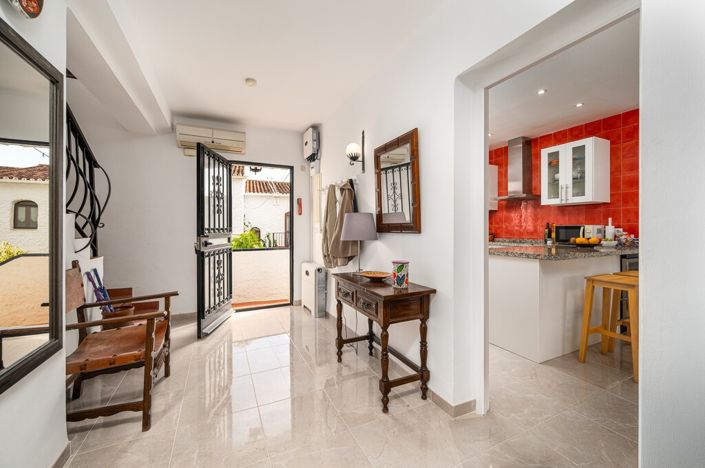Image No.5-2 Bed Townhouse for sale
