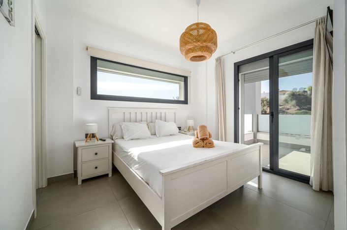 Image No.10-3 Bed Villa for sale
