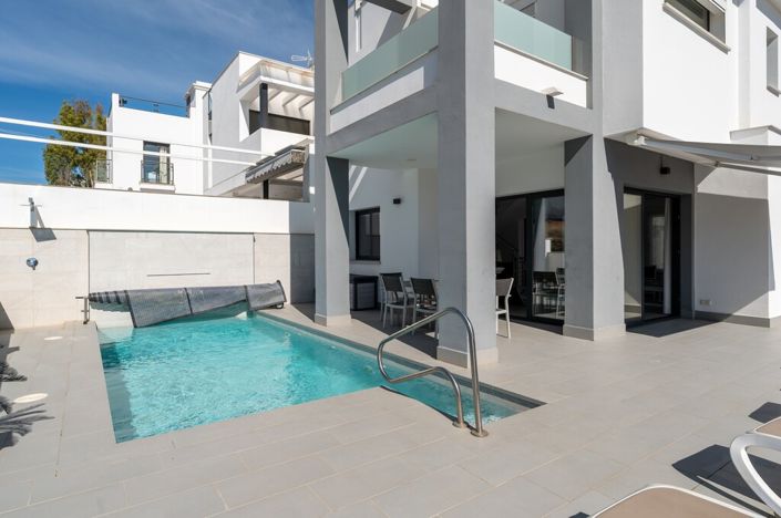 Image No.2-3 Bed Villa for sale
