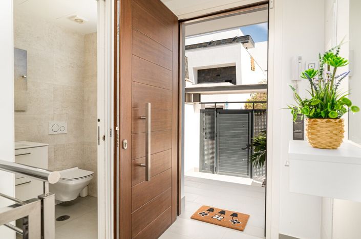 Image No.43-3 Bed Villa for sale