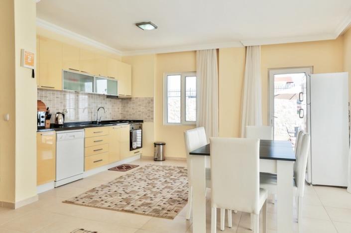 Image No.13-4 Bed Villa / Detached for sale