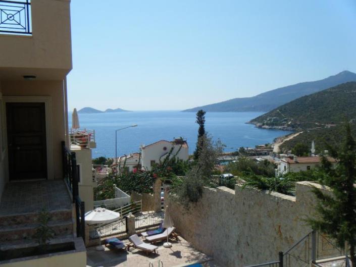 Image No.2-4 Bed Villa / Detached for sale