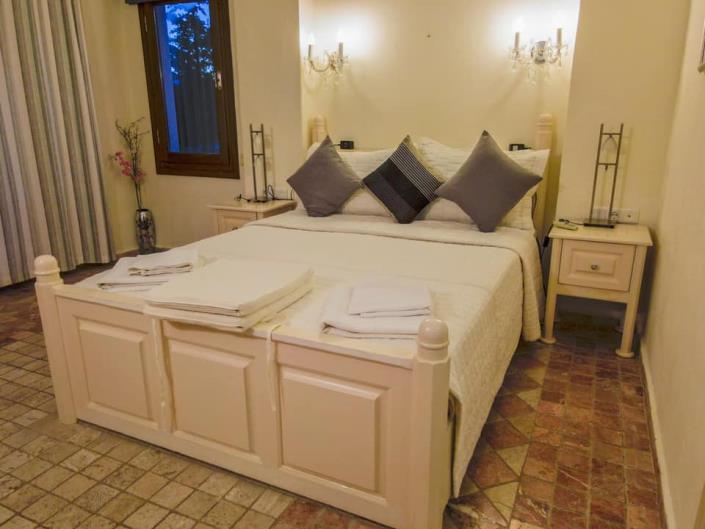 Image No.13-4 Bed Villa / Detached for sale