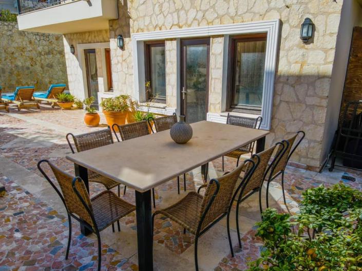 Image No.11-4 Bed Villa / Detached for sale