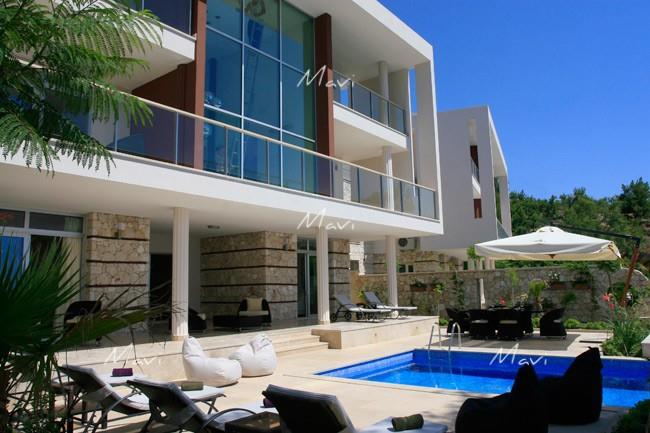 Image No.14-4 Bed Villa / Detached for sale