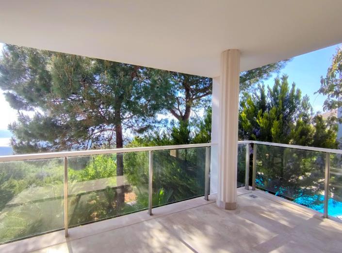 Image No.20-4 Bed Villa / Detached for sale