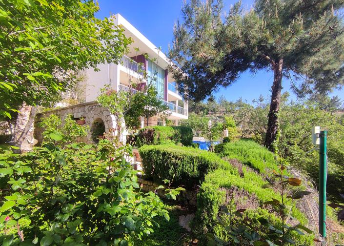 Image No.28-4 Bed Villa / Detached for sale